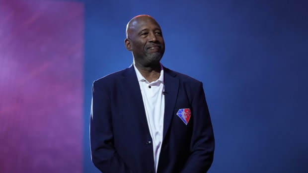 James Worthy